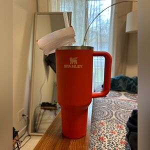Orange STANLEY CUP 40oz